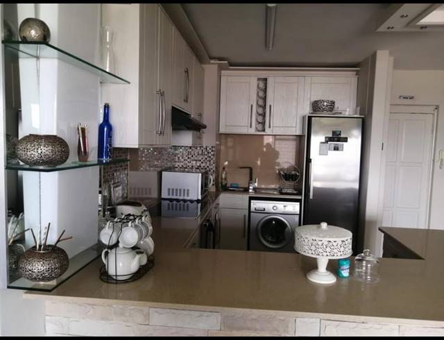 2 BEDROOM APARTMENT FOR SALE IN NORTH BEACH